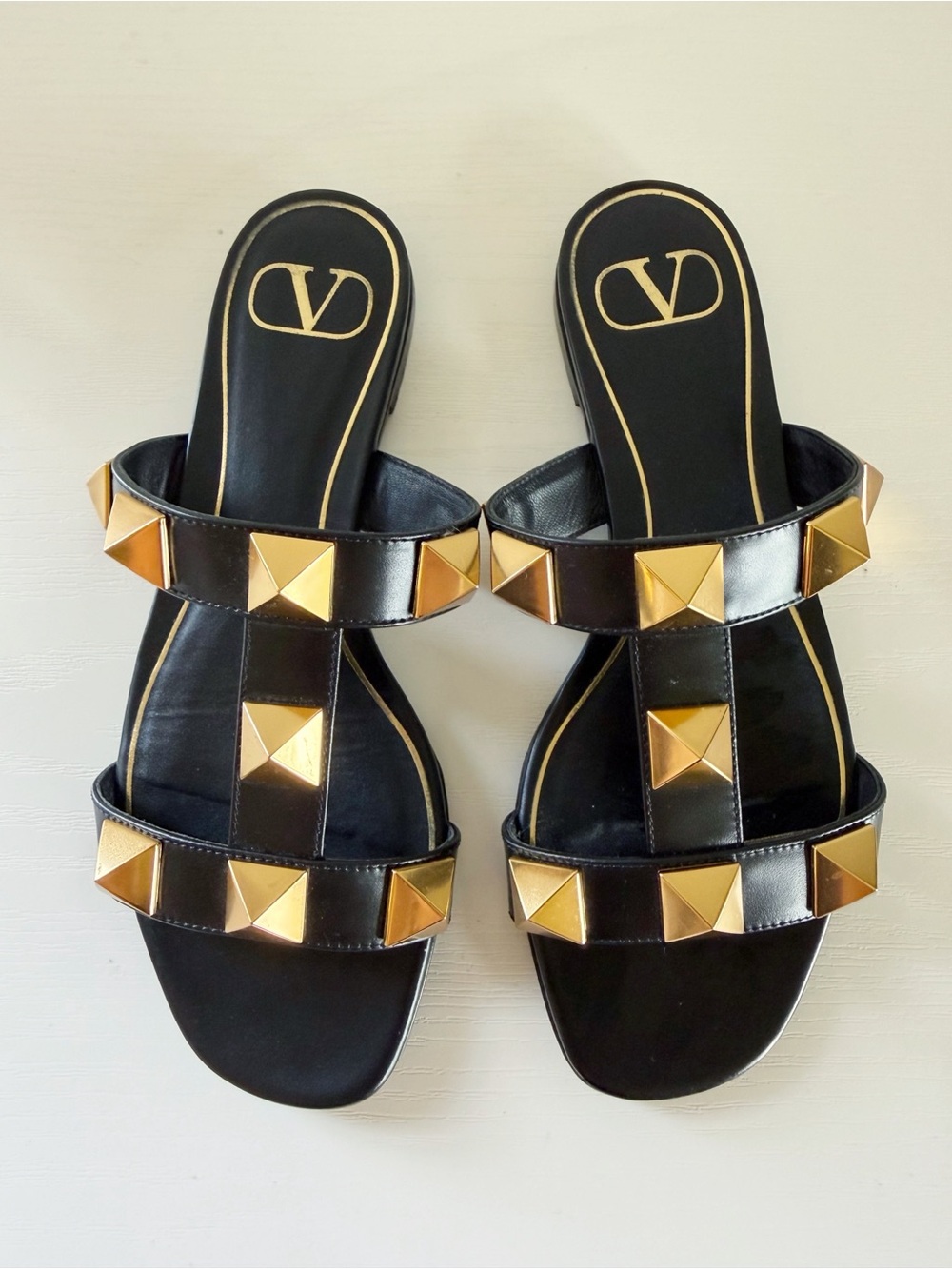 Valentino Garavani Roman Stud Black Leather Slip-On Sandals EU 36